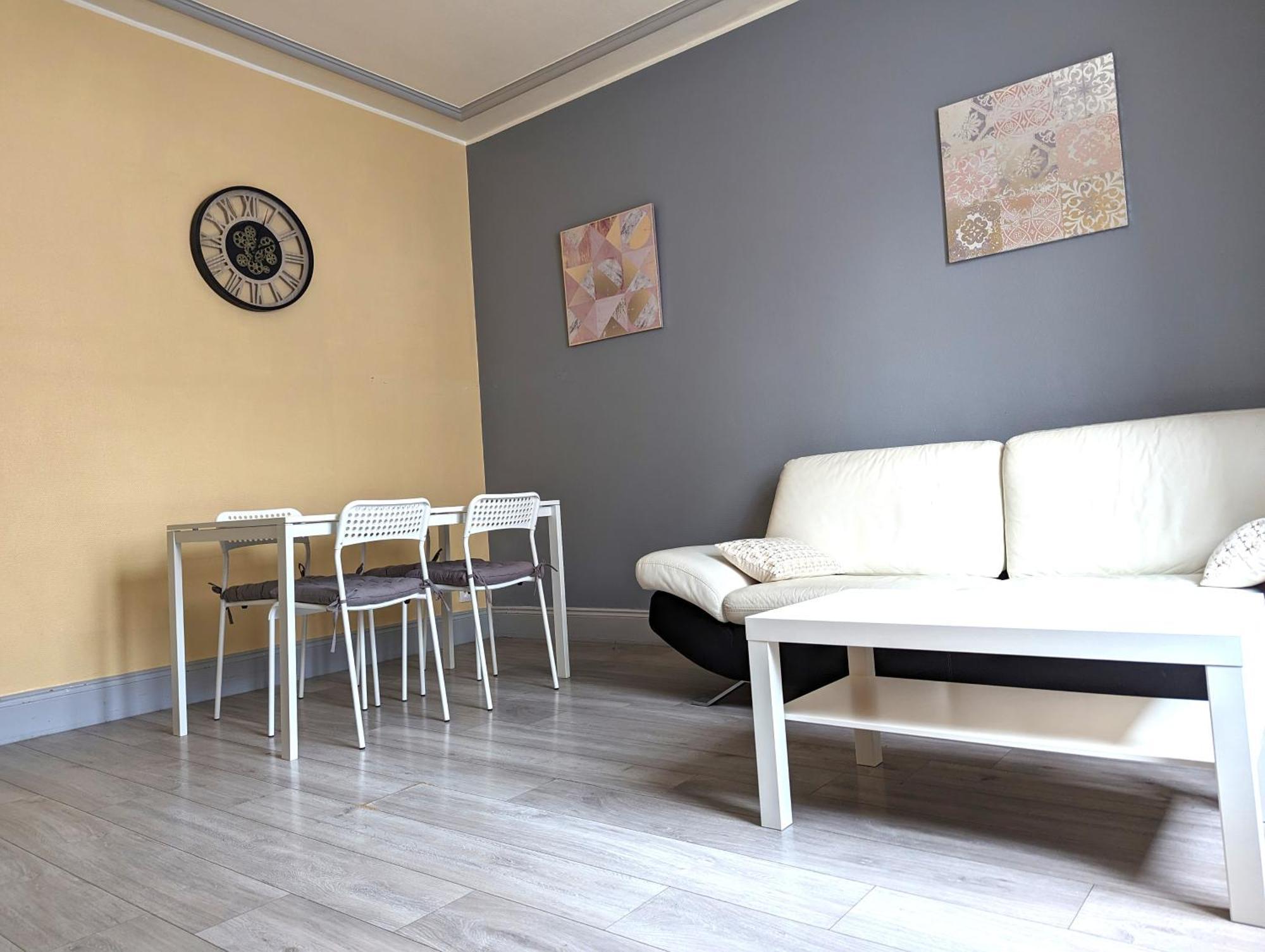 Appartement Le Mirage - 2 Chambres, Salon, Cuisine Equipee, Parking Et Wifi Gratuit *